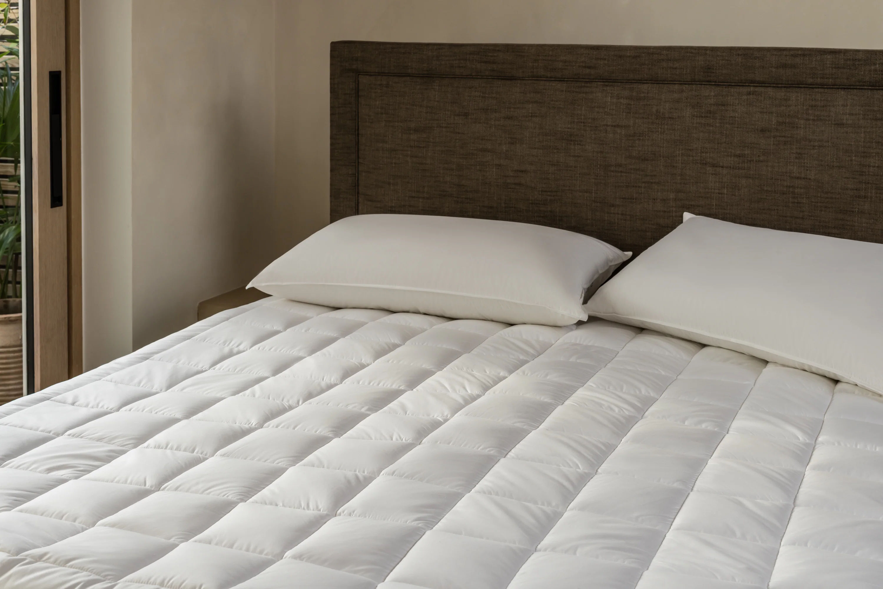 Extra Deep Climate Control Mattress Protector - Image 2