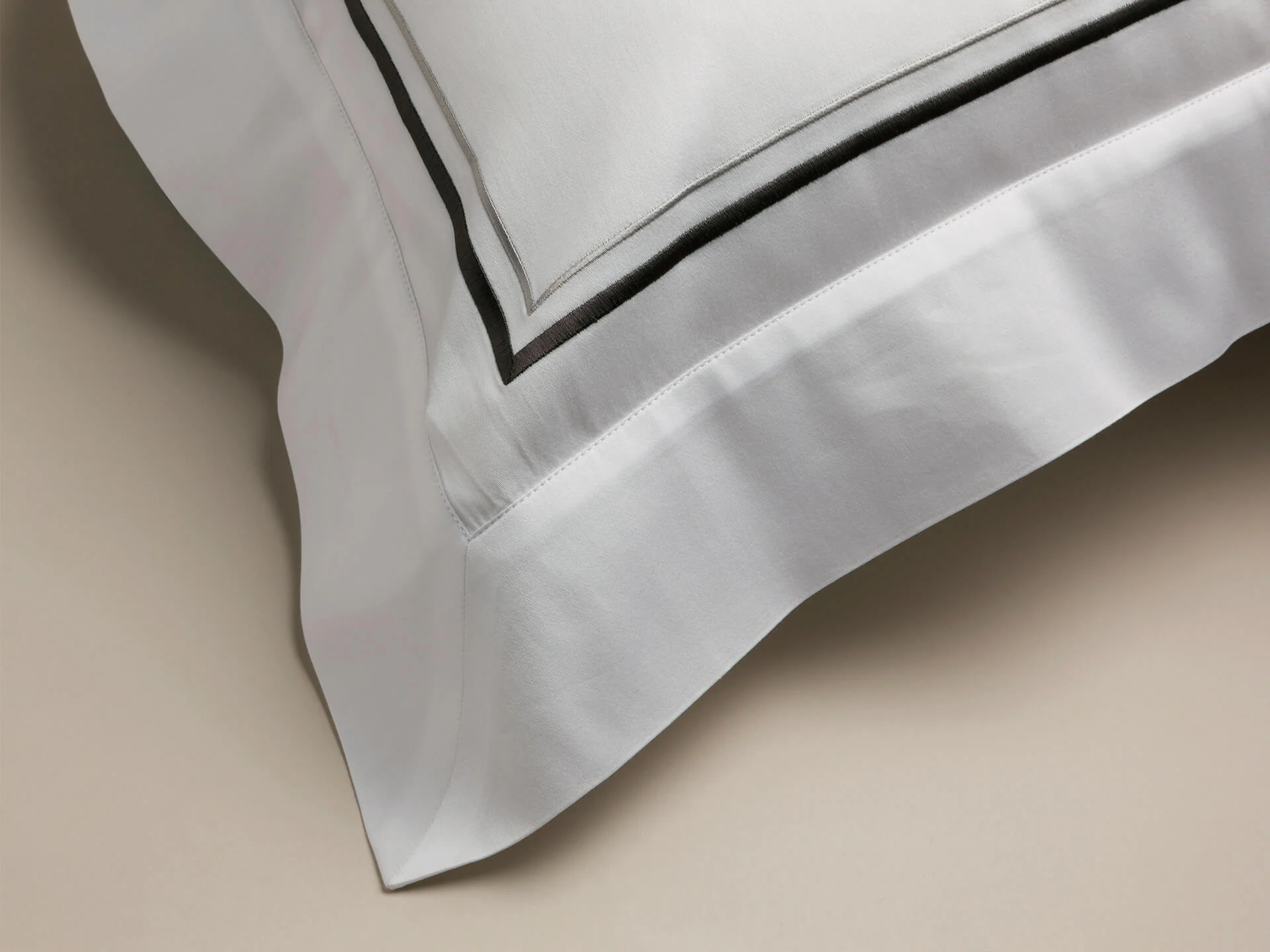 The Dream Egyptian Giza Cotton Pillowcase - Image 5