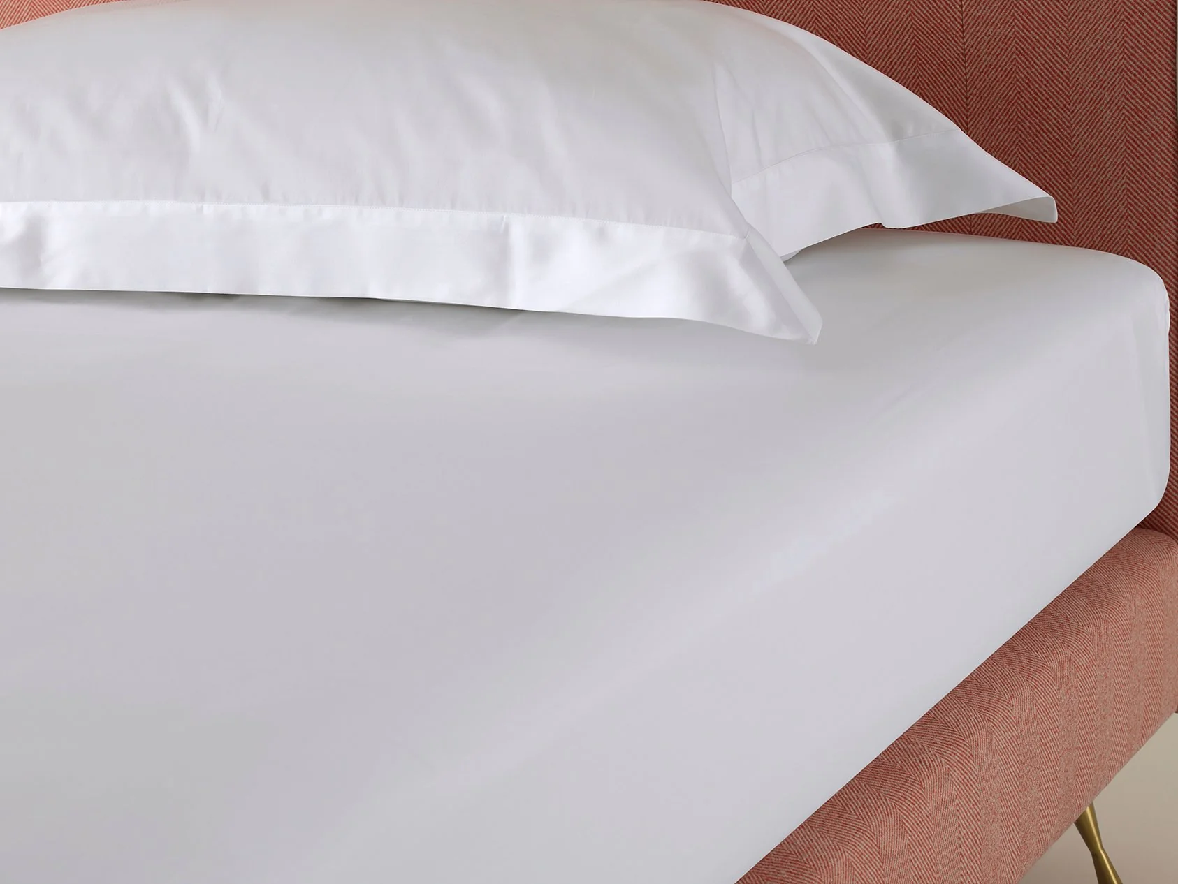 The Dream Cotton Sateen Bed Linen Set - Image 3