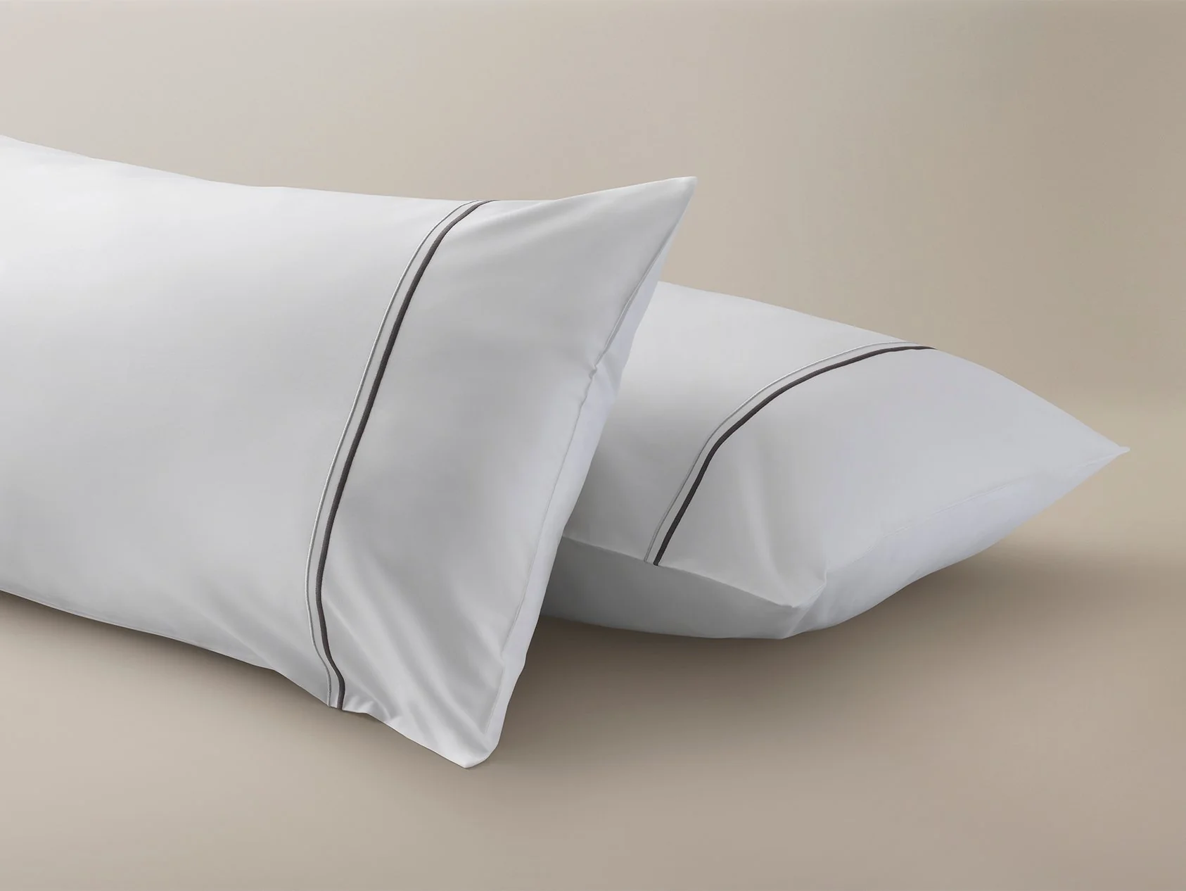 The Drift Luxury Cotton Percale Bed Linen Set - Image 5