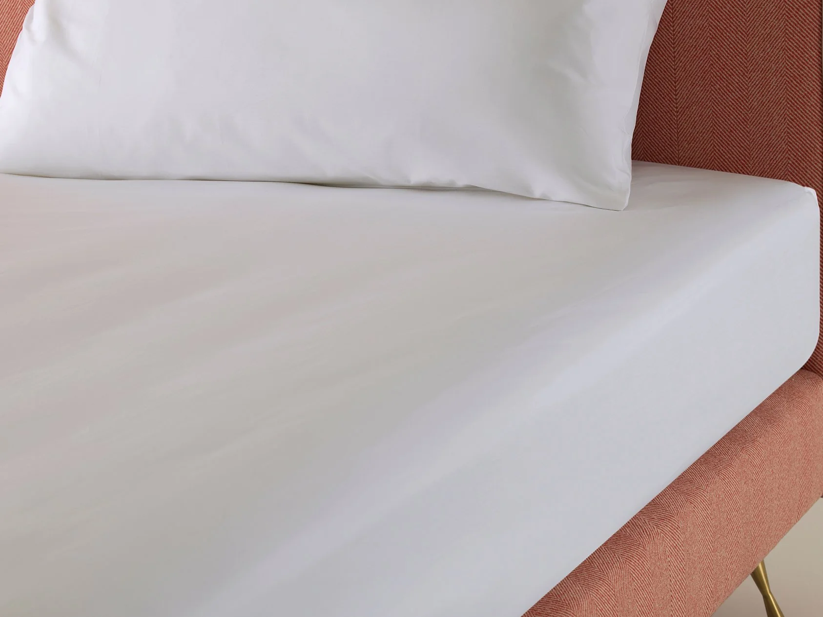 The Drift Luxury Cotton Percale Fitted Sheet
