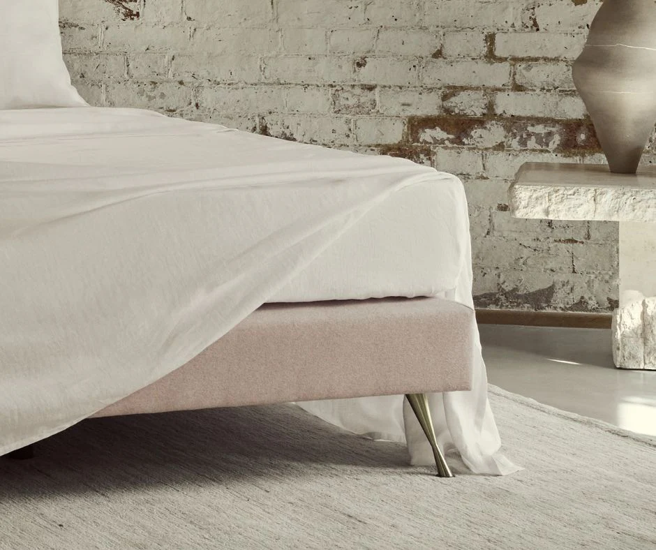 The Organic Linen Fitted Sheet - White - Image 2