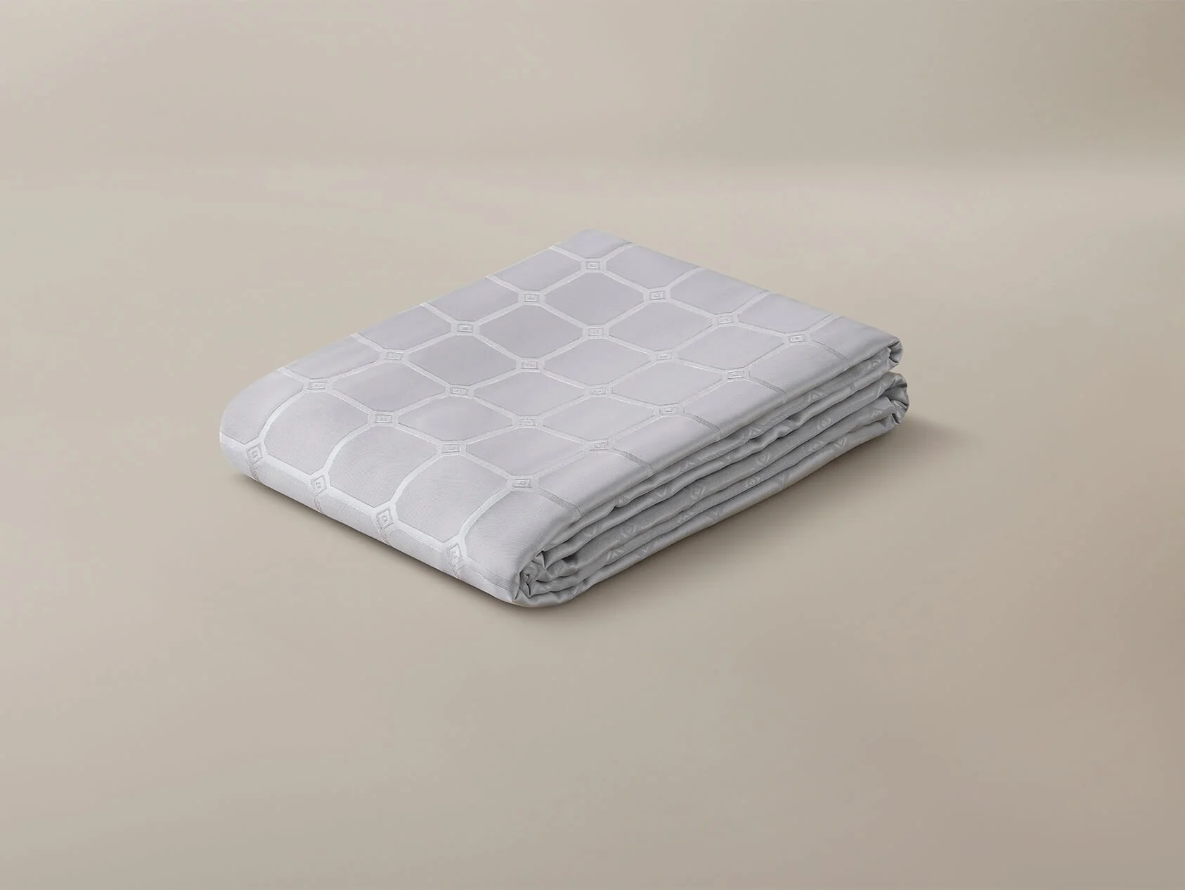 The Trellis Luxury Bed Linen Set - Silver - Image 3